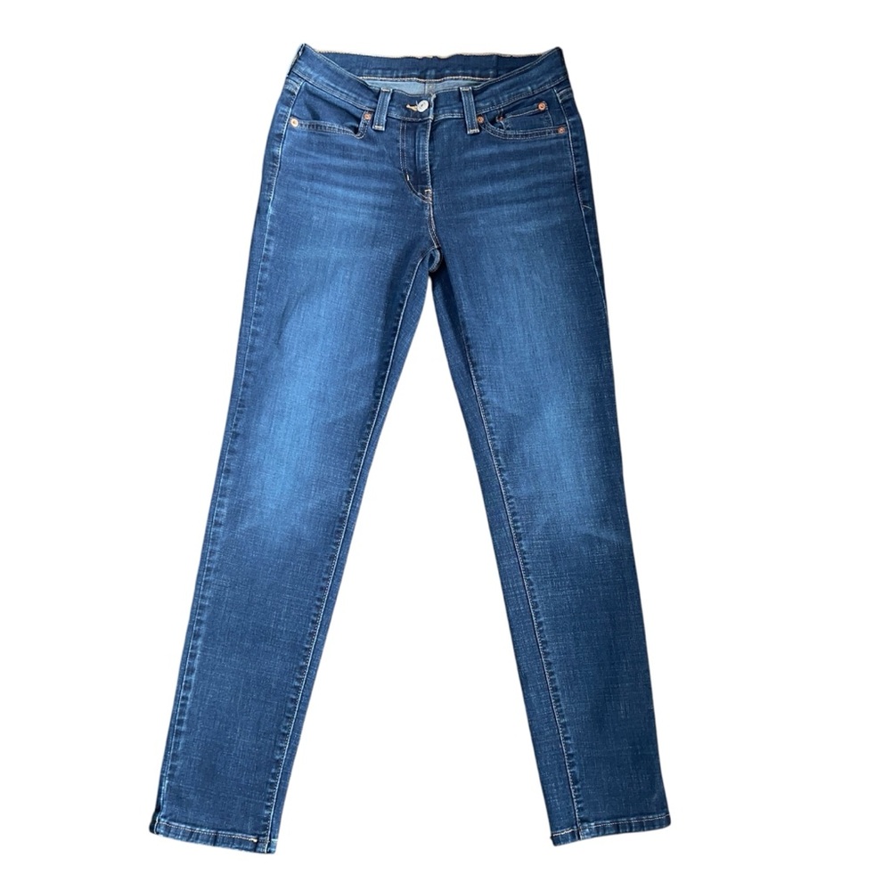 Classic Levi's Women's Blue Jeans Slim Fit Size 27